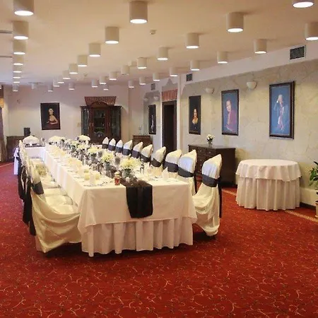 シュテクル 4* Hluboká nad Vltavou