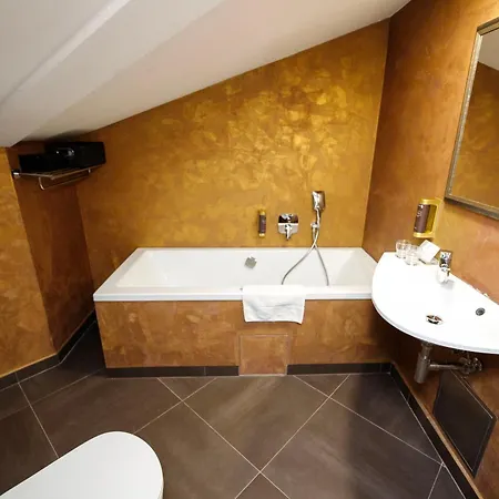 Stekl Hotel 4*