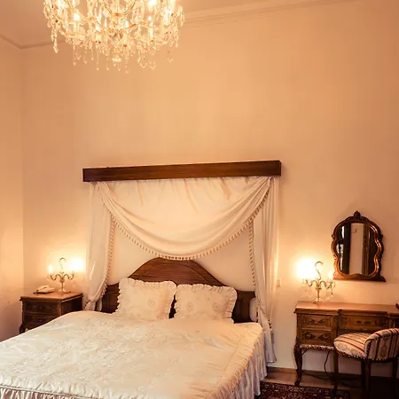 štekl 4* Hluboká nad Vltavou