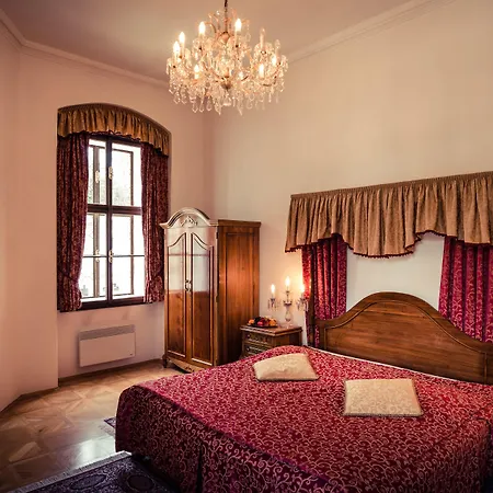 Stekl 4* Глубока-над-Влтавой