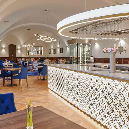 štekl Hotel Hluboká nad Vltavou