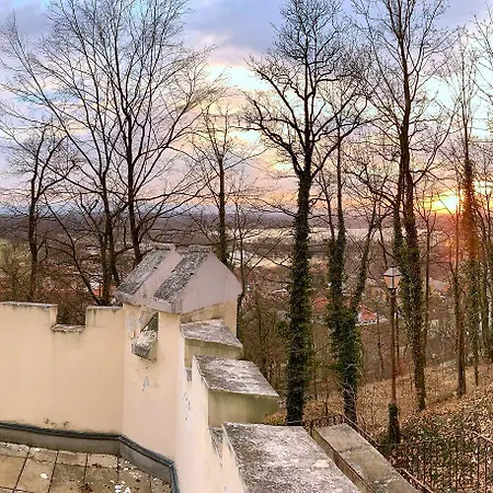 štekl 4* Hluboká nad Vltavou