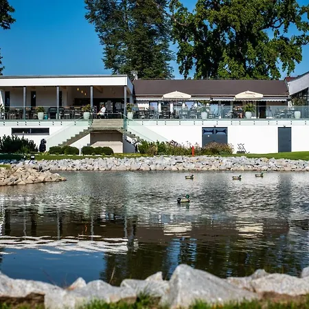 štekl Hotel