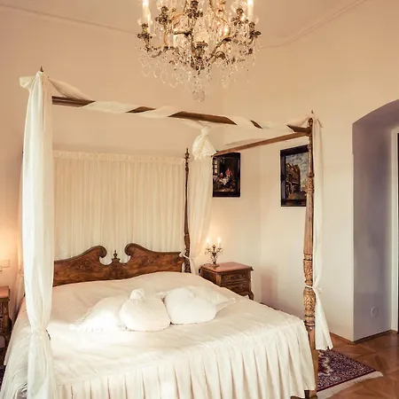 Otel Stekl 4*