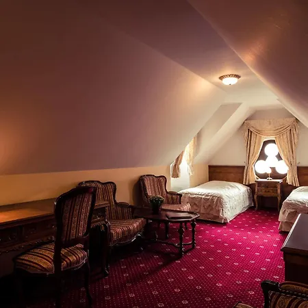 Stekl Otel 4*
