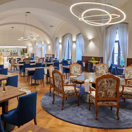 Stekl Otel 4*