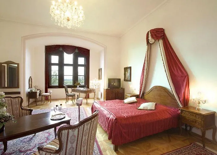 Stekl 4* Hluboka nad Vltavou