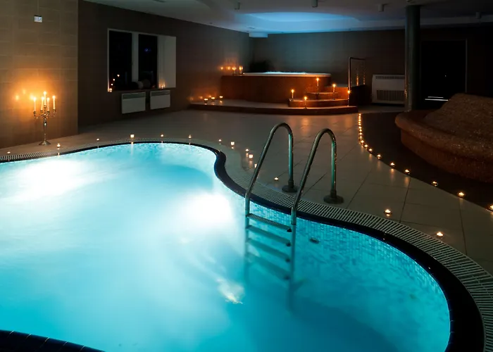 Stekl 4* Hluboka nad Vltavou