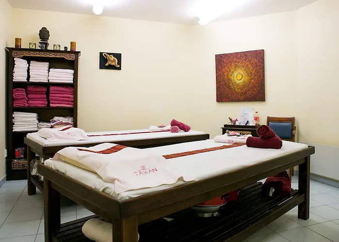 Stekl 4* Hluboka nad Vltavou